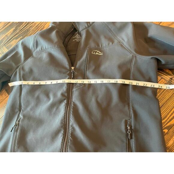 LL Bean Black Soft Shell Jacket Men XL Tall Neutral Gorpcore Active Minimalist - Picture 5 of 10